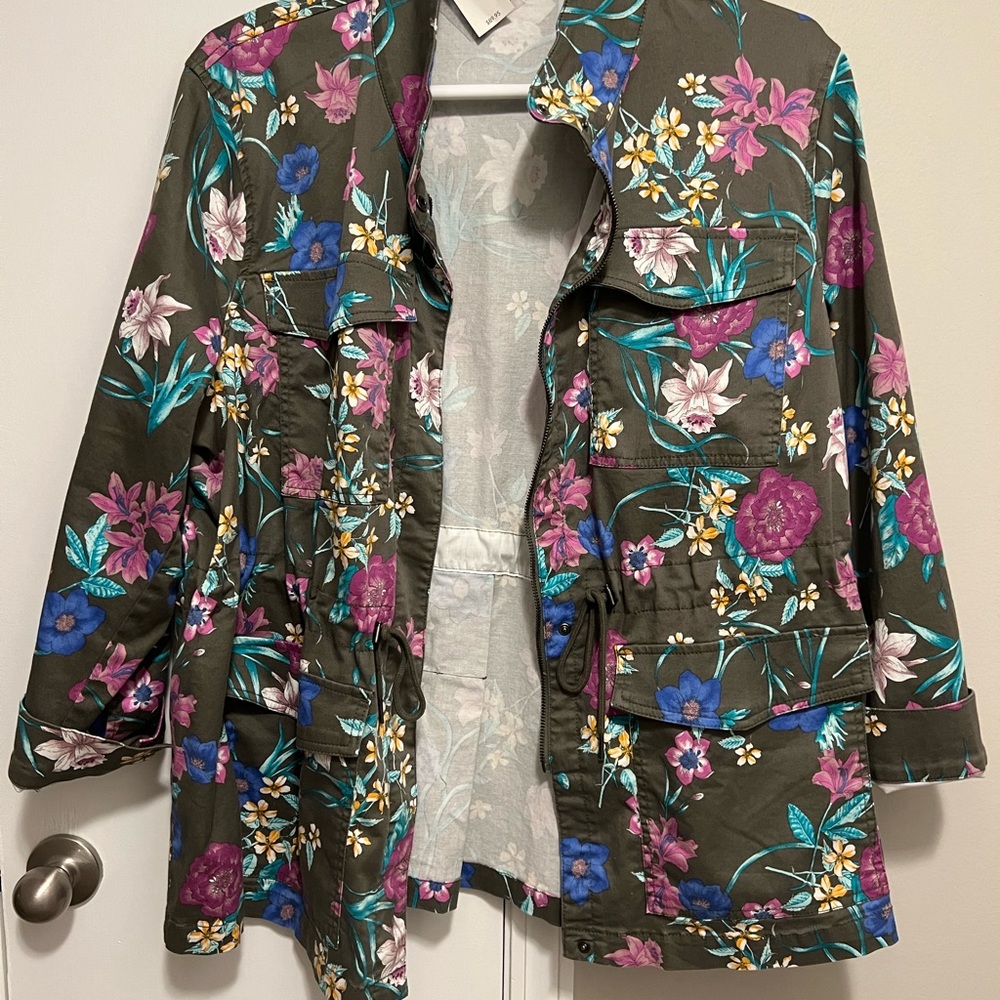 Lane Bryant jacket size 26/28 petite